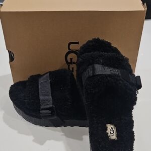 UGG  Tasman Black Shearling Strap Slide Sandals Sz 8 Wmns. Nwt